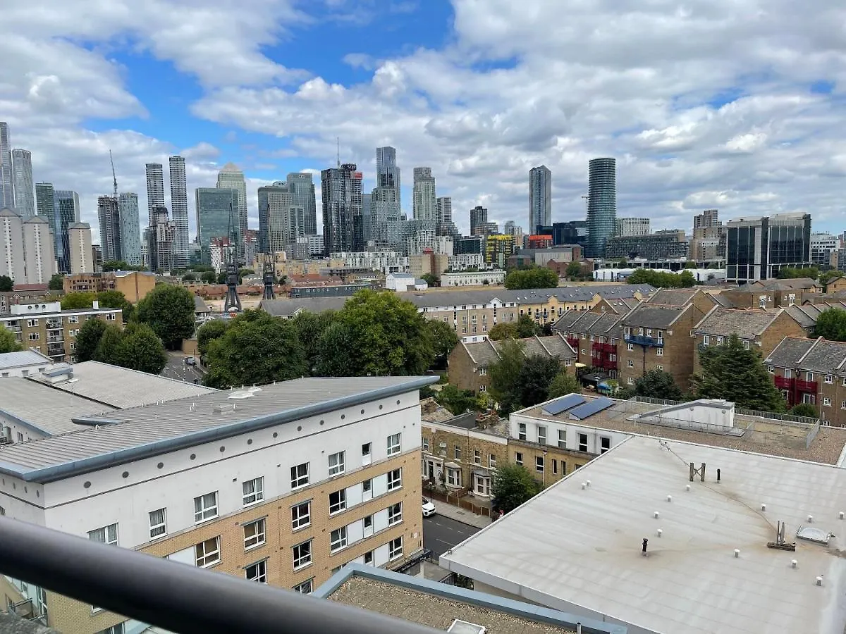 3 Bedroom Stunning Penthouse London Apartment